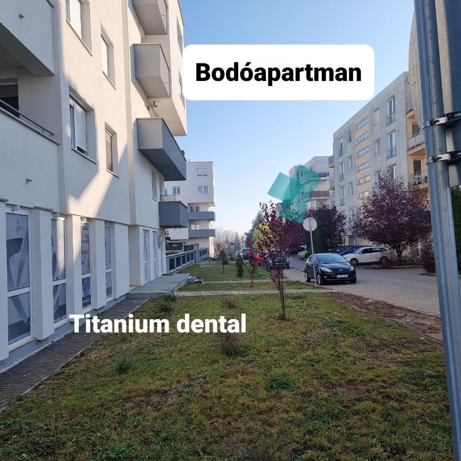 Ferienwohnung Bodo Apartman Miskolc Exterior foto